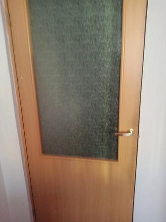 Продаю межкомнатные двери высота 2 метра ширина 80 см 2 двери.