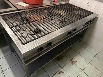 Плиты газовые, столы, полки, холодильники