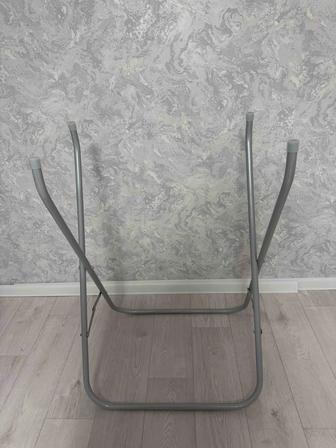 Подставка под ванночку