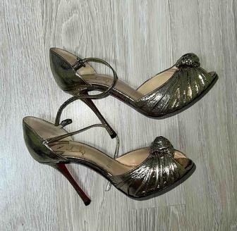 Туфли Christian Louboutin 36,5