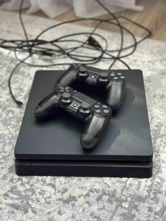 Продам Playstation 4