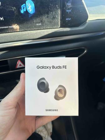 Наушники Galaxy Buds FE / Галакси