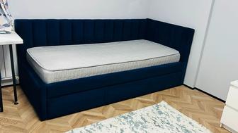 Продам кровать шкаф