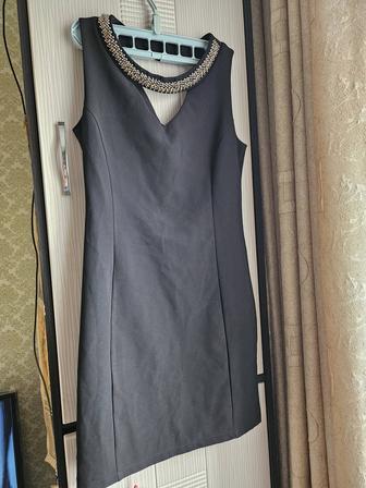 Коктейльное черное платье