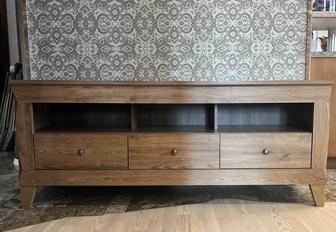 Тумба под телевизор