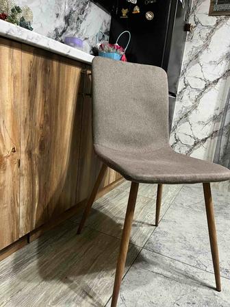 Продам стулья для кухни.