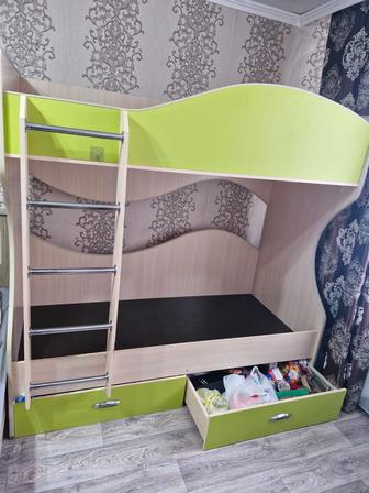 Кровать детский 2-х ярусный