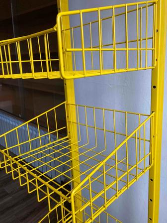 Стеллаж со съемными полками