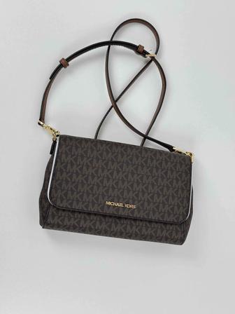 Продам сумку Michael Kors