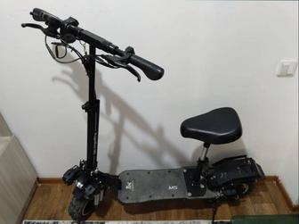 Продам электросамокат