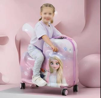 Детский чемодан каталка