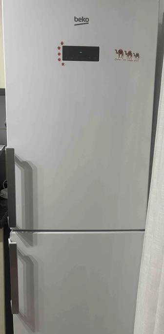 Продам холодильник