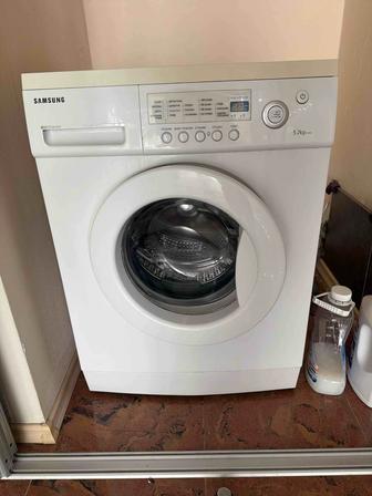 Продам стиральную машину Samsung