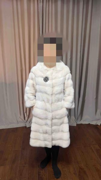 Продаю норковую шубу