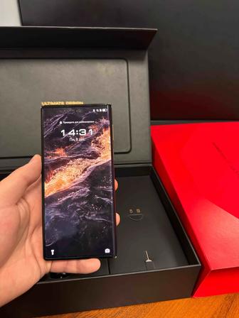Huawei Mate XT Ultimate Design