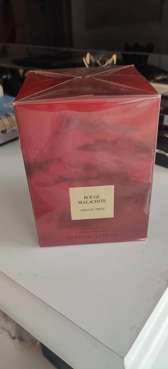 Парфюмированная вода Rouge Malachite Armani Prive