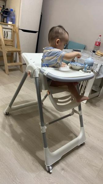 Детский стул для кормления