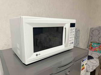 Продам микроволновую печь
