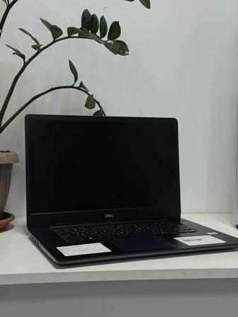 Офисный ноутбук Dell Vostro