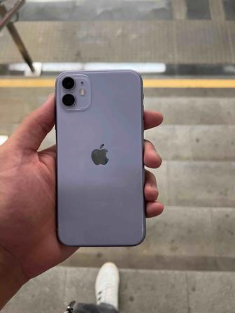 Продам iPhone 11