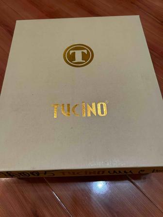 Продам зимние женские ботинки