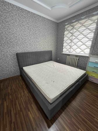 Продам двухспальную кровать