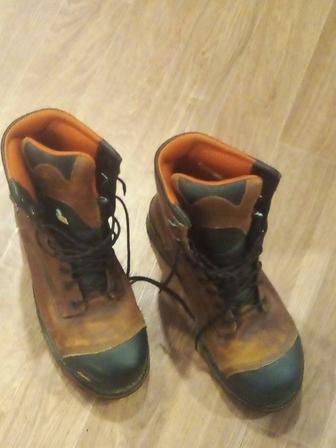 Продам мужские ботинки 47 размер натуральные о. Качественных