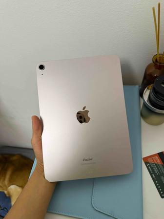 Продам IPad 10.9, 2022 г, 64 гб - в подарок Apple Pencil 2