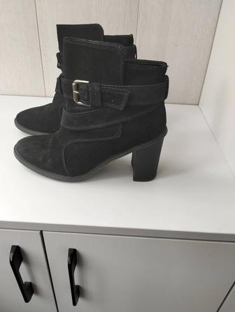 Продам ботильоны женские Zara