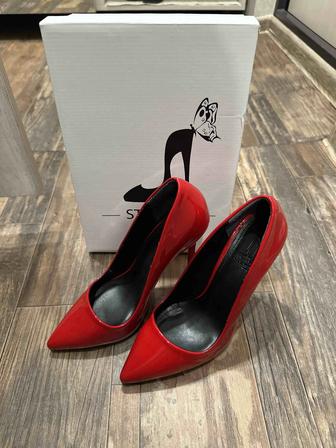 Красные туфли