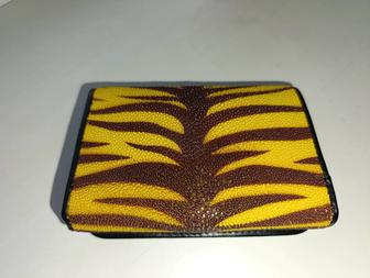 Продам кошелек из кожи ската