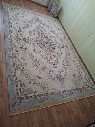 Продам натуральный ковер