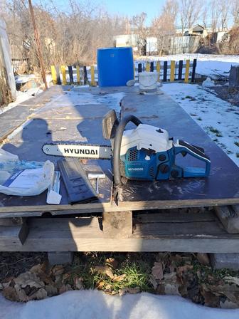 Бензо пила Хендай в хорошем состоянии