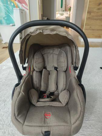 Продам автокресло 0-1 год