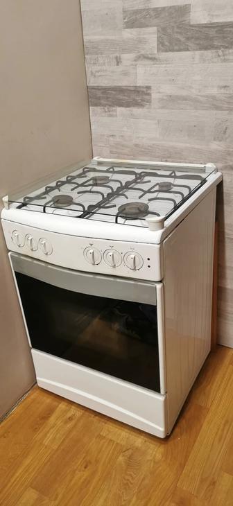 Продам газовую плиту с духовкой