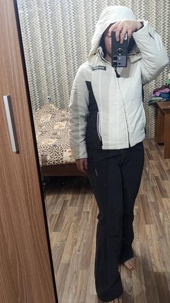 Лыжный костюм 48 размер и лыжные брюки 44-46 размер