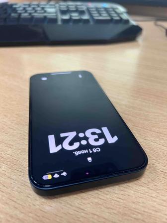Продам iPhone 13 черный