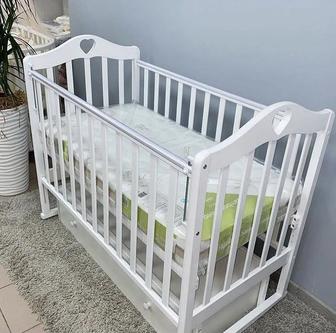 Продам детскую кроватку