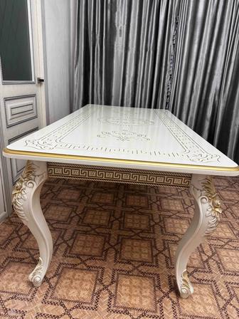 Продам стол