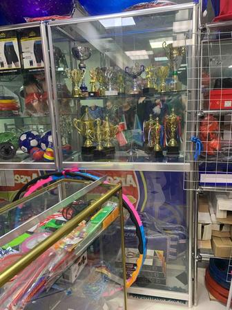 Витрина стеклянная