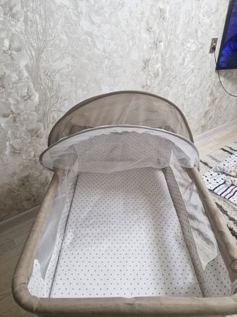 Продам детскую кроватку практически новая