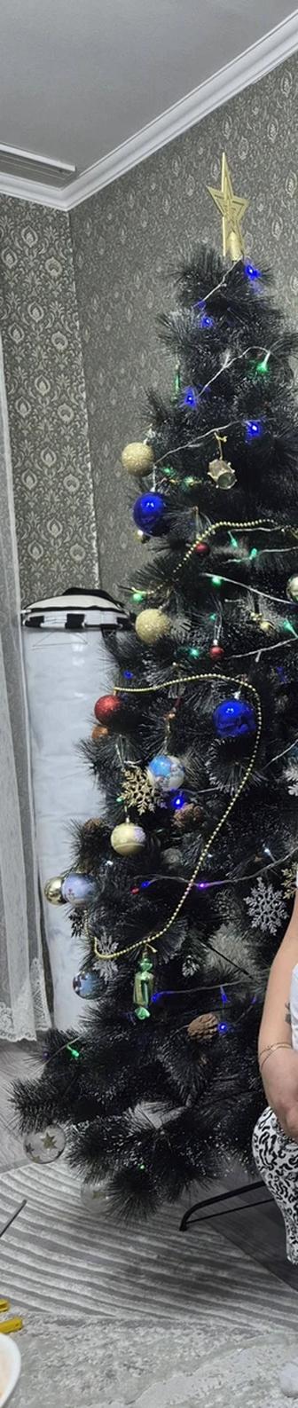 Ёлка красивая