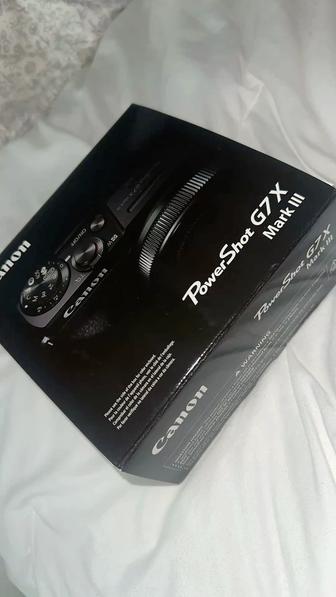 Canon G7X Mark III