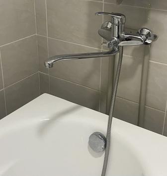 Кран для ванны с душем