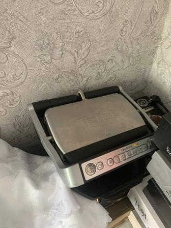 Продаю абсолютно новую электрогриль tefal optigrill GC 716d12