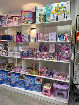 Стеллажи, шкафы, островок