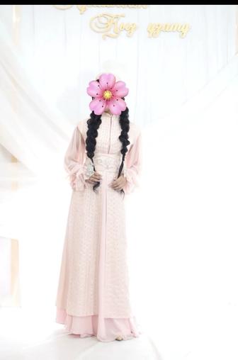 Платье на узату