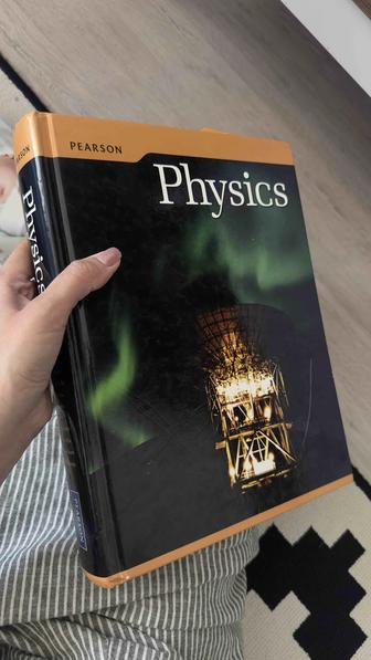 Продам книгу по физике на Английском языке