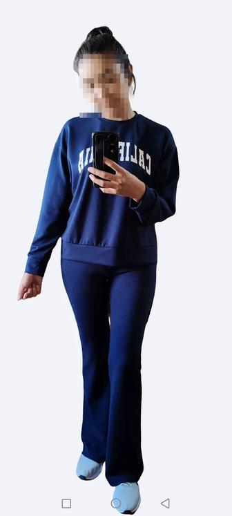 Спортивный костюм