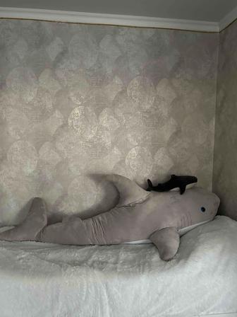 Акула 200 метров